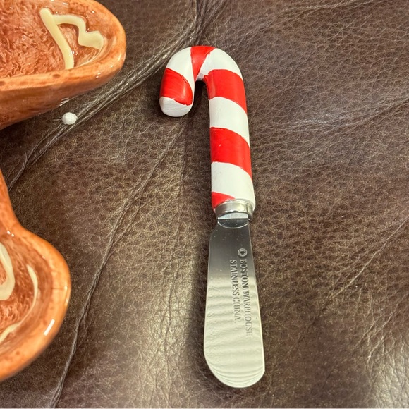 Gingerbread Man Dip Bowl & Peppermint Spreader Set - Picture 5 of 11